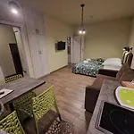Tajemniczy Ogrod - Bed & Breakfast Szczytna